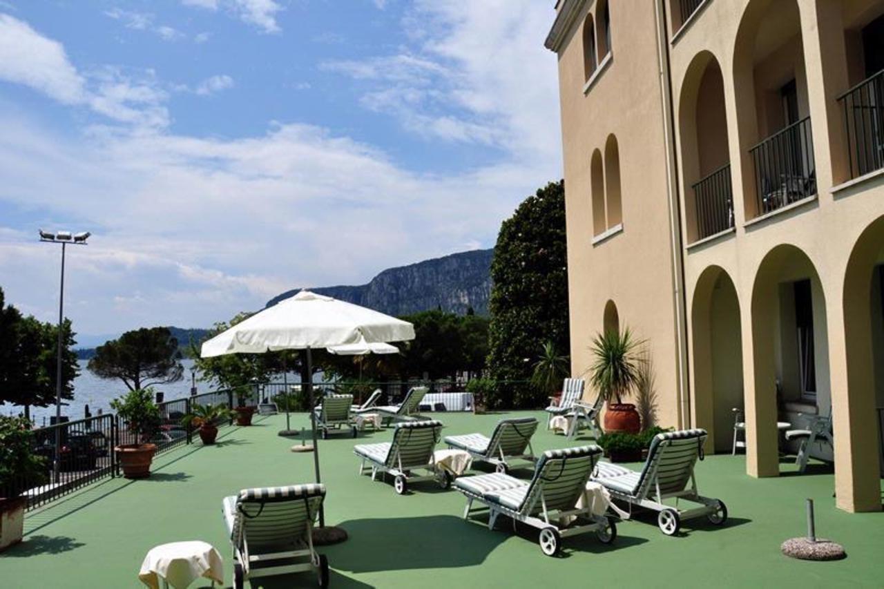 Hotel Terminus Garda  Esterno foto