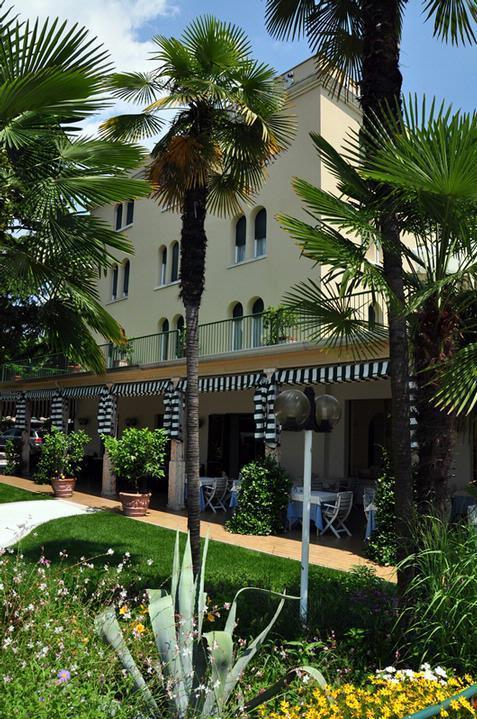 Hotel Terminus Garda  Esterno foto